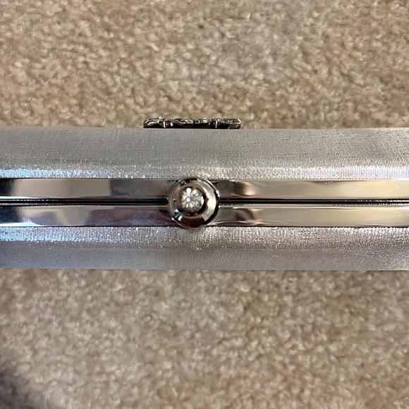 Silver Metallic Box Clutch w/ Bling - Picture 5 of 8